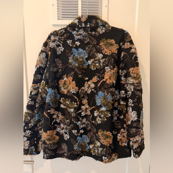 Floral Patterned Jacket - Picture 5 of 5